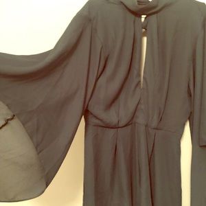 Forever 21 Keyhole Tie Neck Romper